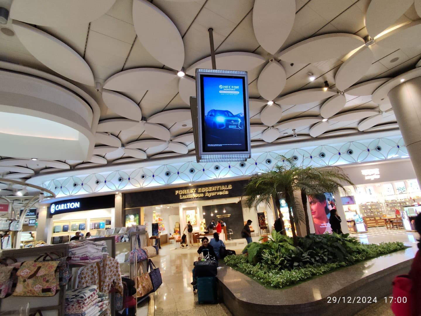 MG Motors Amplifies Brand Presence with It's first Programmatic DOOH Campaign